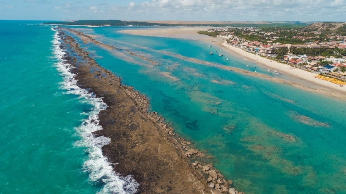 Um-paraíso-chamado-de-Barra-de-São-Miguel